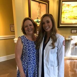 Meet your Posher, Caroline